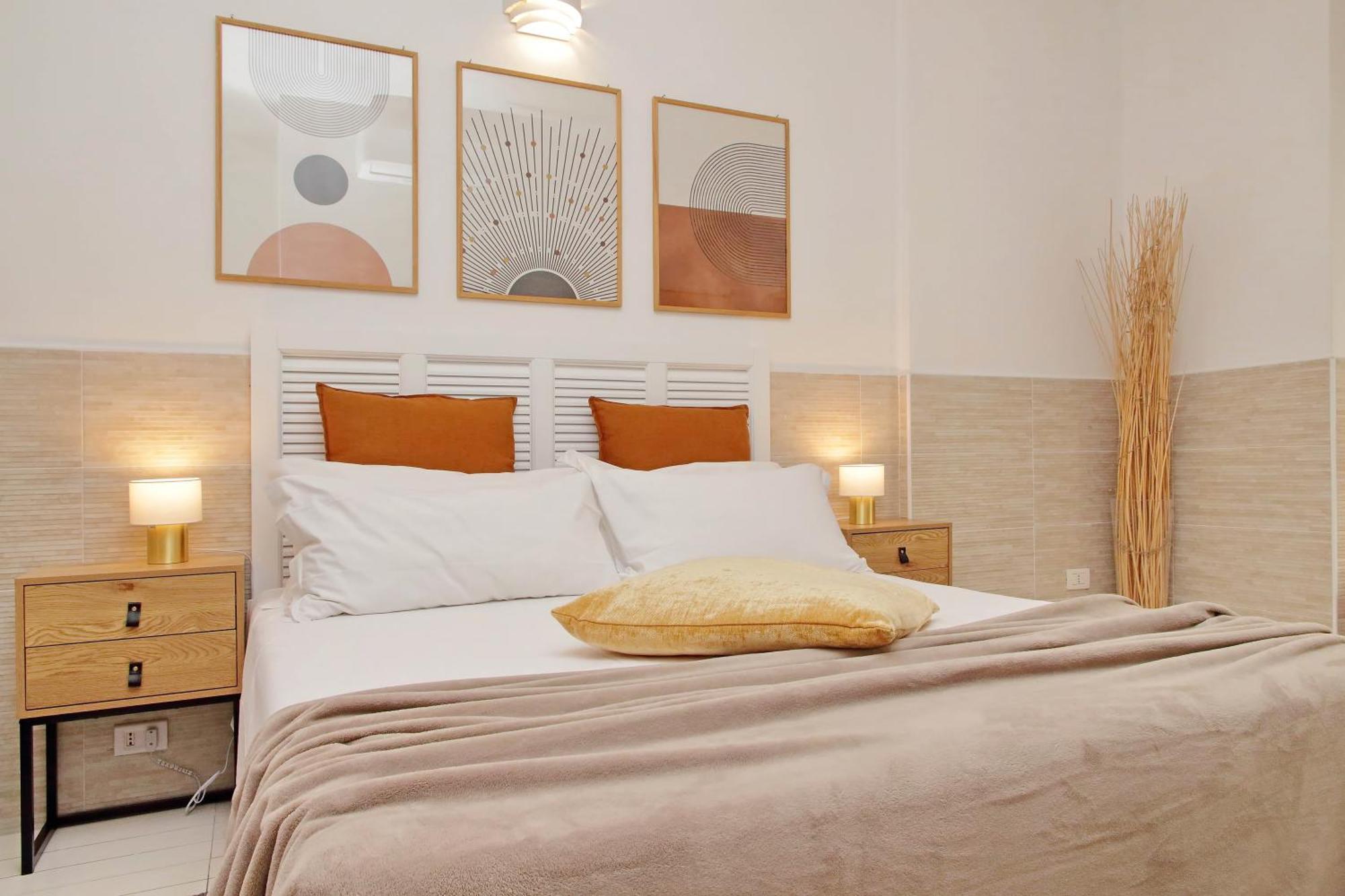 Opera Inn Suites - Rooms And Apartments — Photos 1